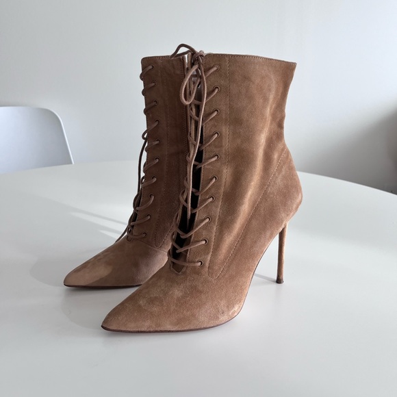 Steve Madden Valencia Boot - Picture 1 of 4